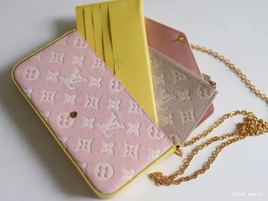 First bag ru VUITTON FÉLICIE LOUIS POCHETTE 0606